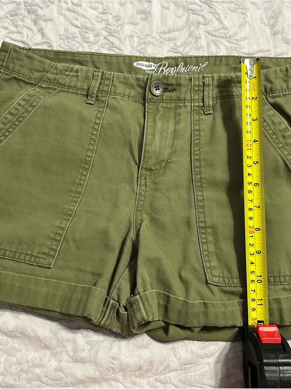 Old Navy Olive Utility Patch-Pocket Shorts size 6
